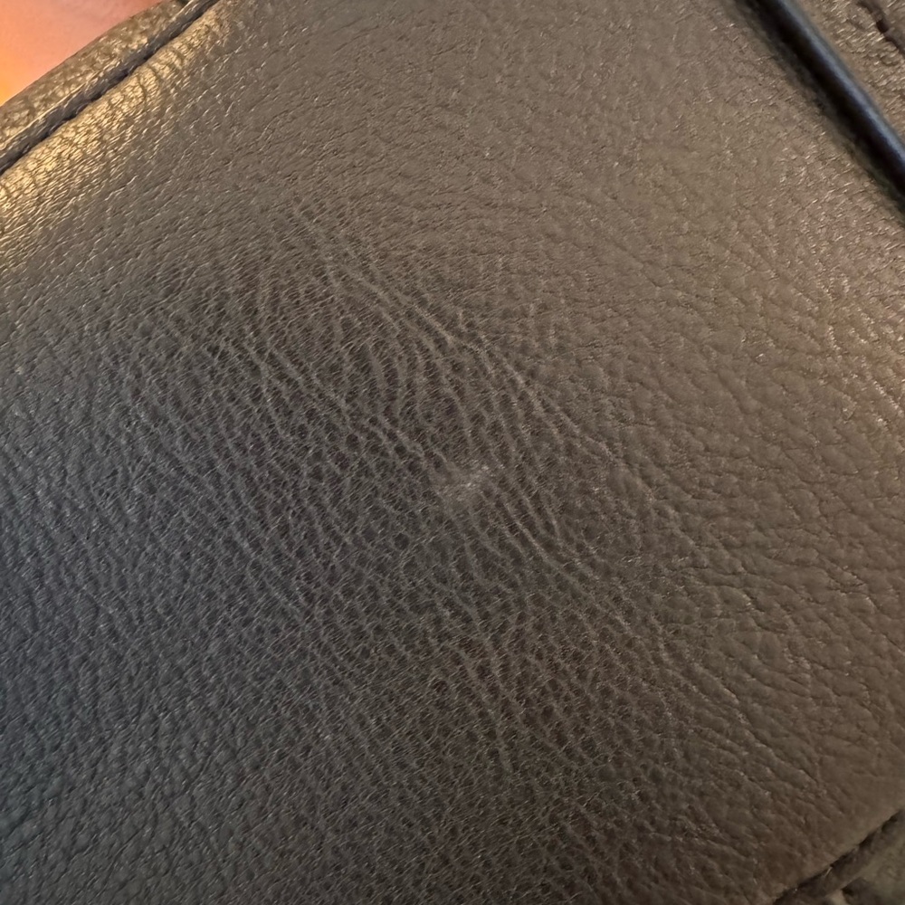 Marc Jacobs Black Leather The Tote Bag - Picture 6 of 7